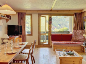 3P au pied des pistes avec balcon et cheminée - FR-1-688-94